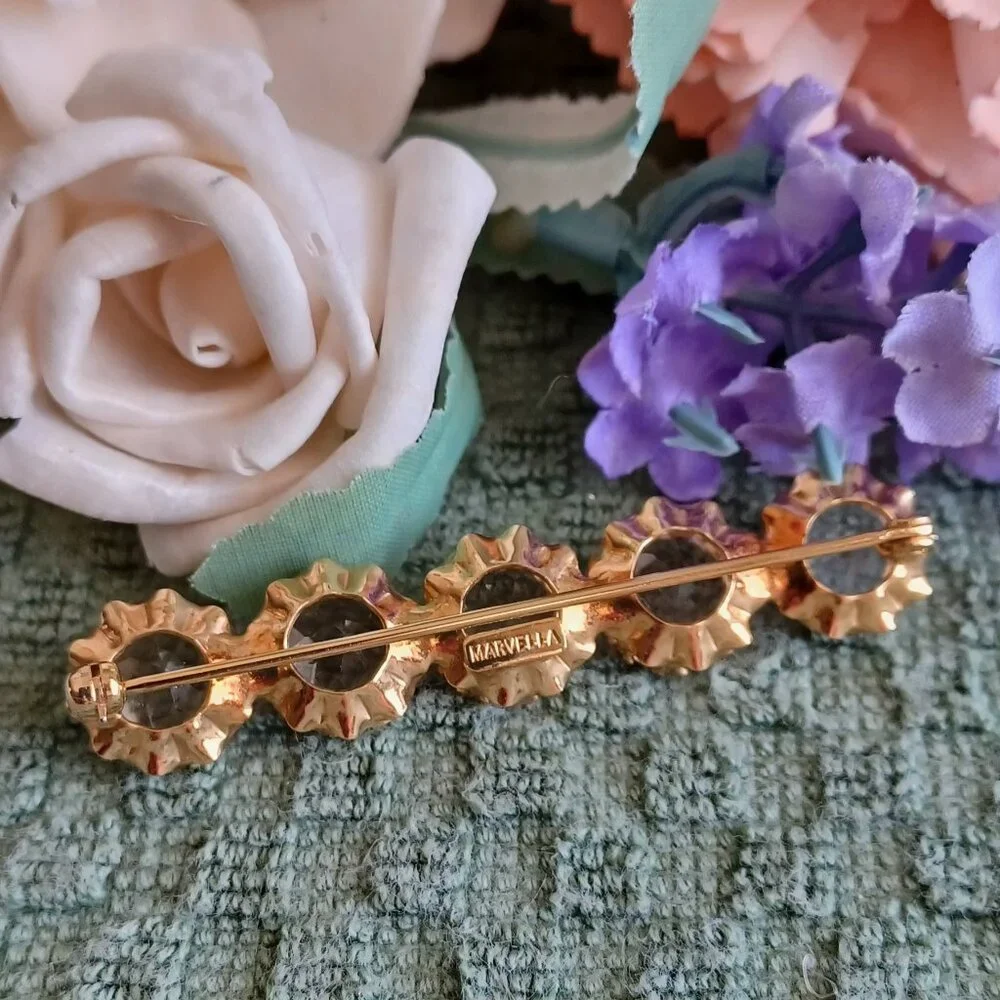 Vintage Jewelry Bundle #4 - Picture 6 of 7